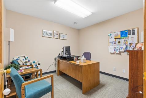 1003 W 4th Street Vinton IA 52349