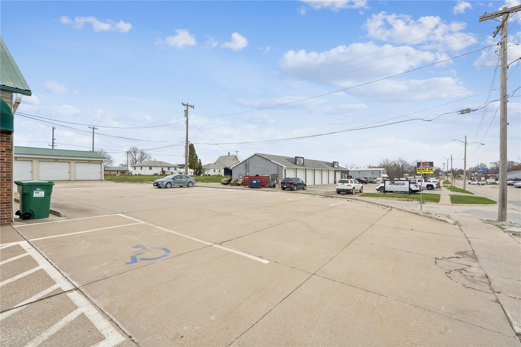 1003 W 4th Street Vinton IA 52349