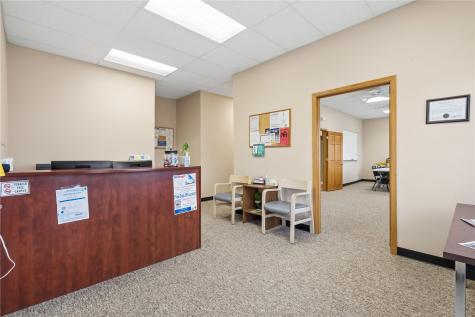 1003 W 4th Street Vinton IA 52349