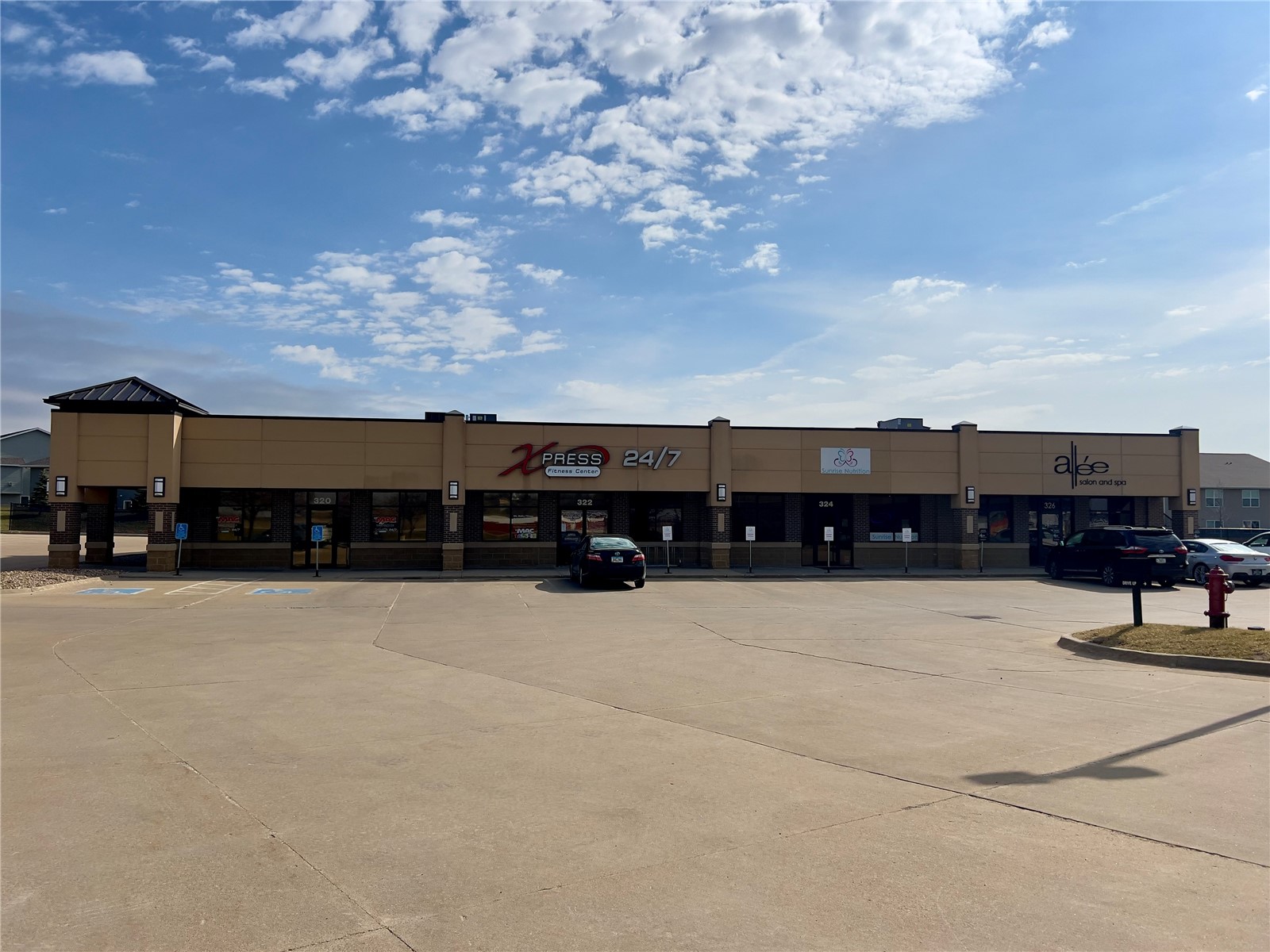 320 80th Street Court Fairfax IA 52228