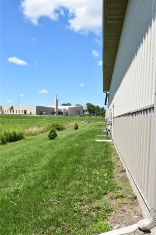 5609 Business Lane Marion IA 52302