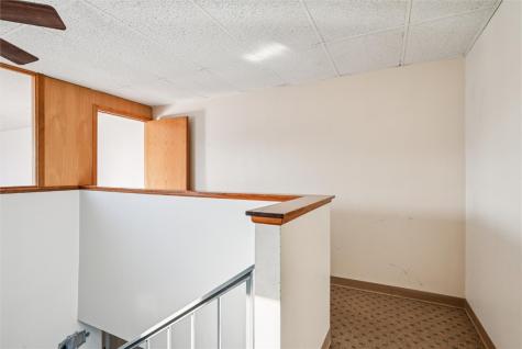 755 9th Avenue Marion IA 52302