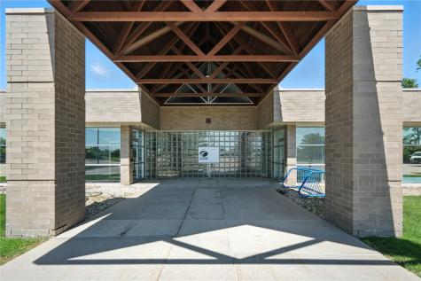 4050 River Center Court NE Cedar Rapids IA 52402