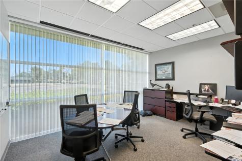 4050 River Center Court NE Cedar Rapids IA 52402