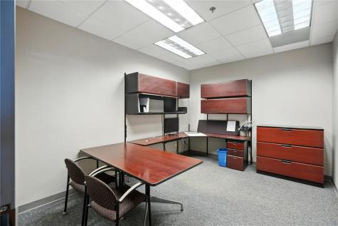 4050 River Center Court NE Cedar Rapids IA 52402