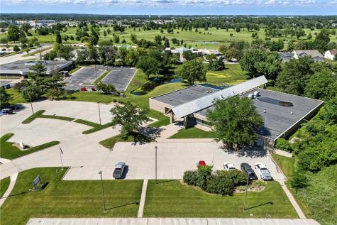 4050 River Center Court NE Cedar Rapids IA 52402