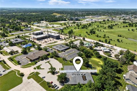 4050 River Center Court NE Cedar Rapids IA 52402