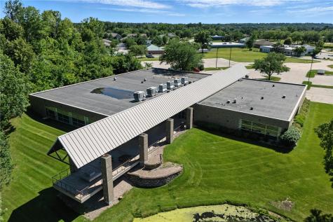 4050 River Center Court NE Cedar Rapids IA 52402