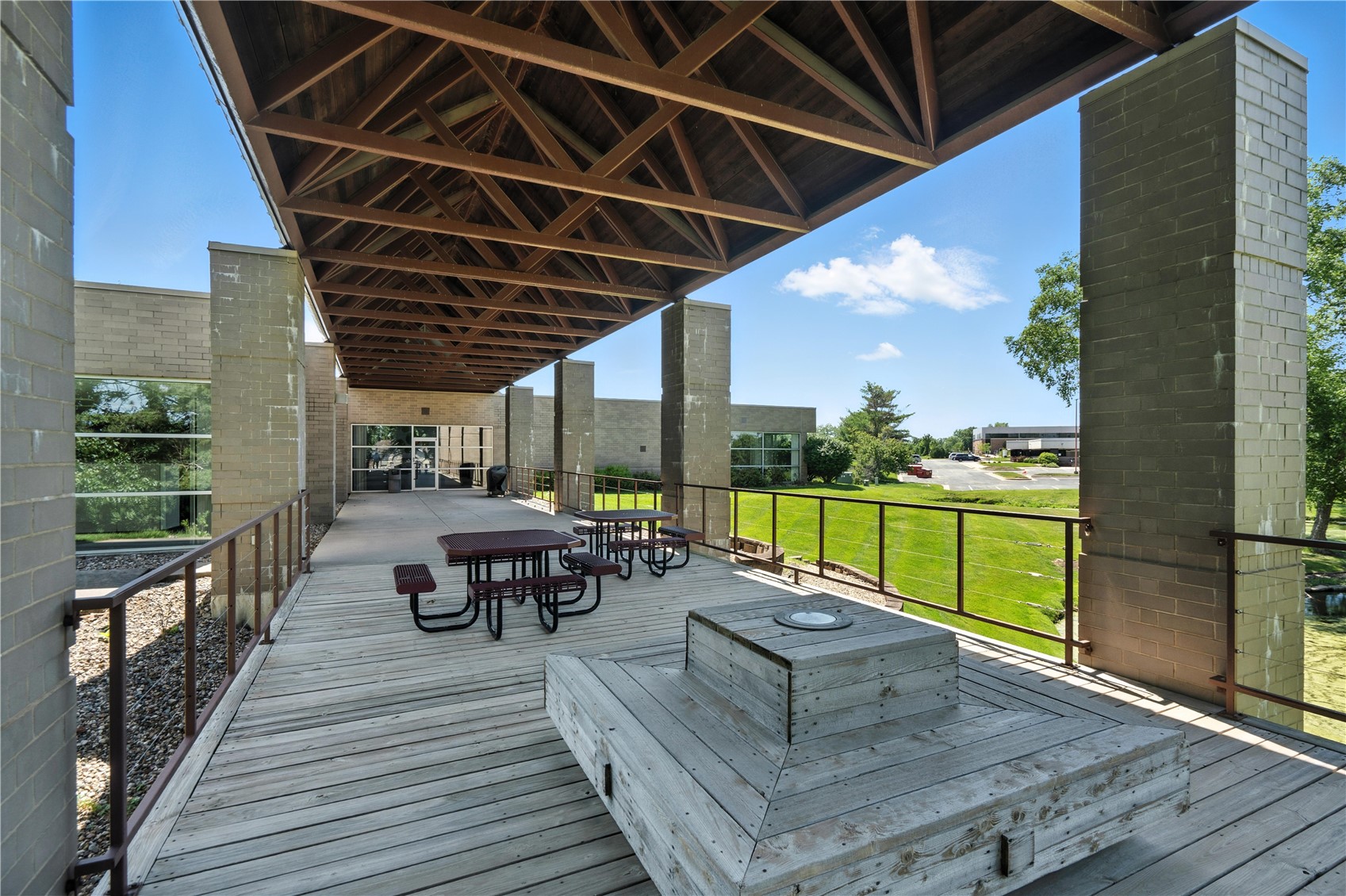 4050 River Center Court NE Cedar Rapids IA 52402
