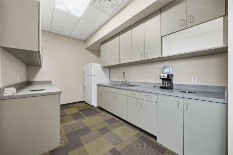 317 7th SE Cedar Rapids IA 52401