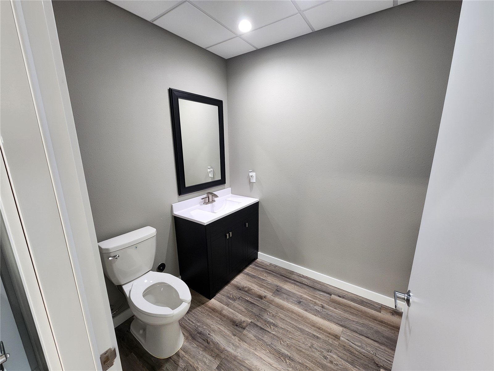 9663 230th Avenue Suite 3 Anamosa IA 52205