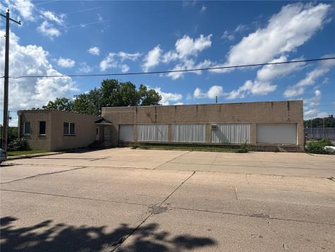 1814 E Avenue NE Cedar Rapids IA 52402