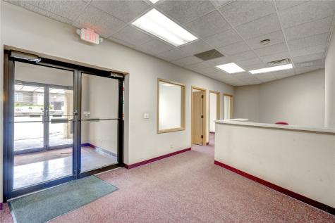 4001 River Ridge Drive NE Cedar Rapids IA 52402