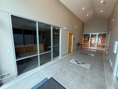 3717 Center Point Road NE Cedar Rapids IA 52402