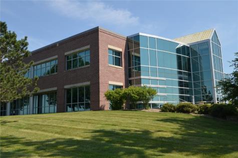 8710 Earhart Lane SW Cedar Rapids IA 52404