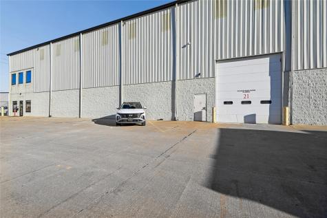 5000 20th Avenue SW Cedar Rapids IA 52404