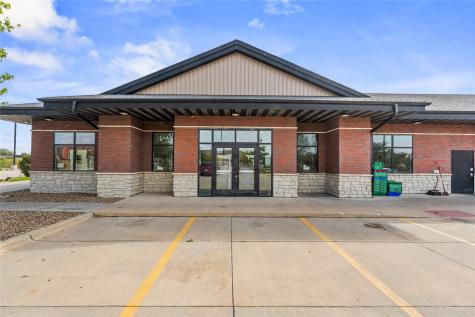 3645 Stone Creek Cedar Rapids IA 52404