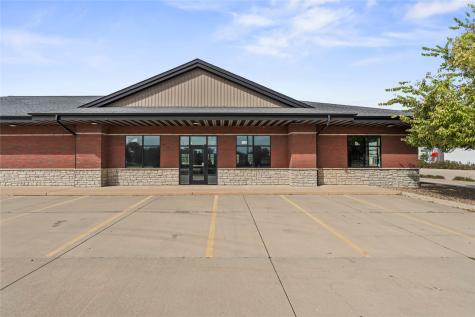 3645 Stone Creek Cedar Rapids IA 52404