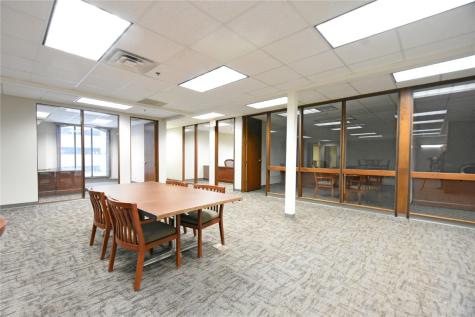 320 3rd Street SE Cedar Rapids IA 52401
