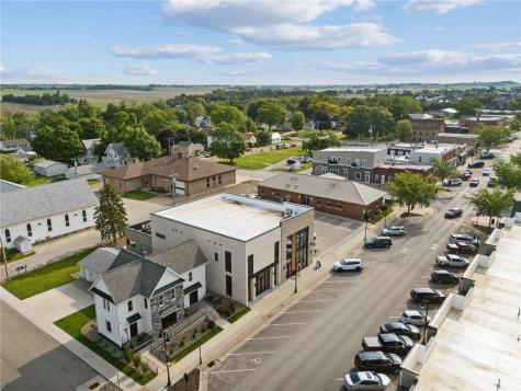 120 W Main Street Solon IA 52333