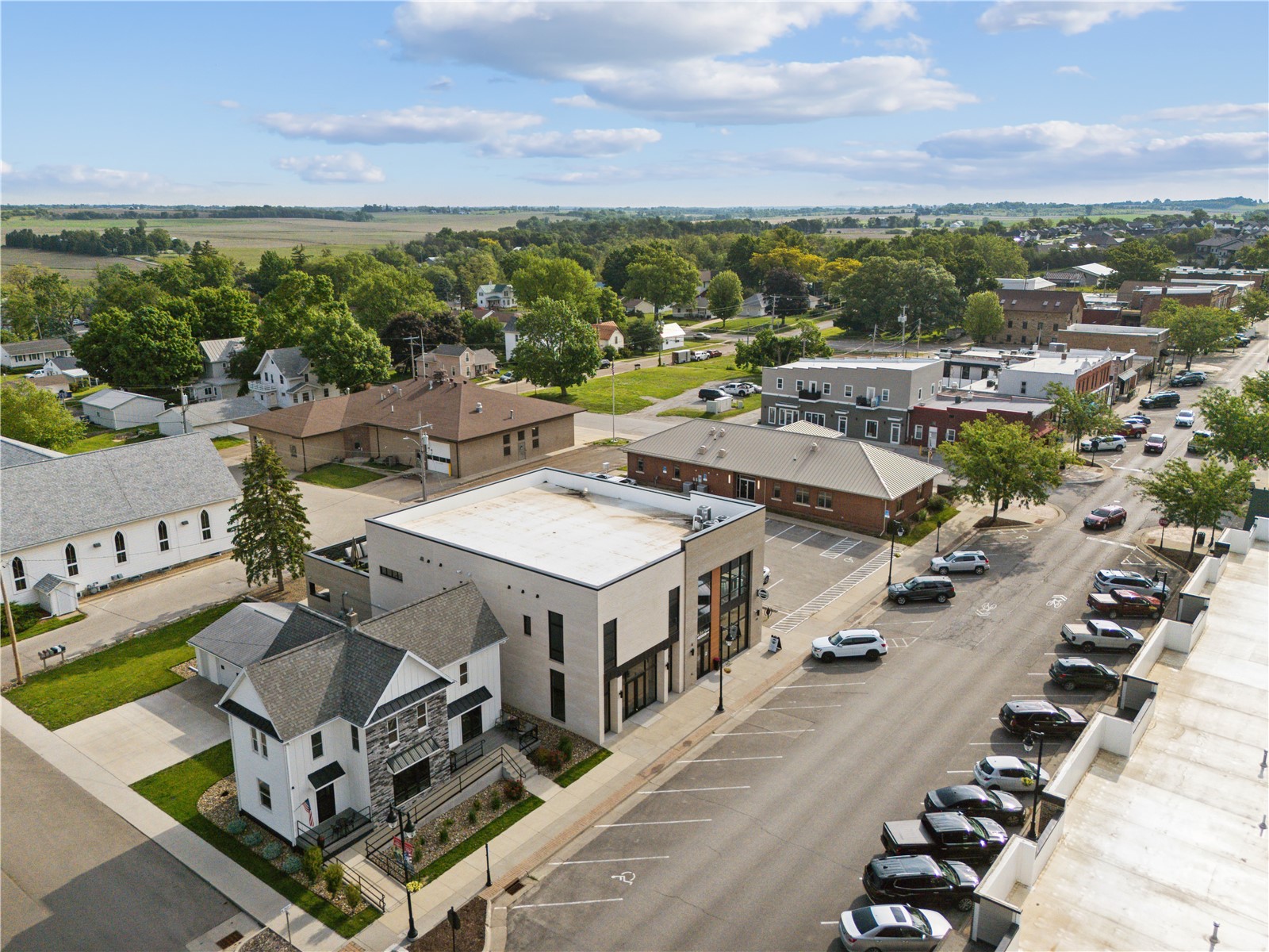 120 W Main Street Solon IA 52333
