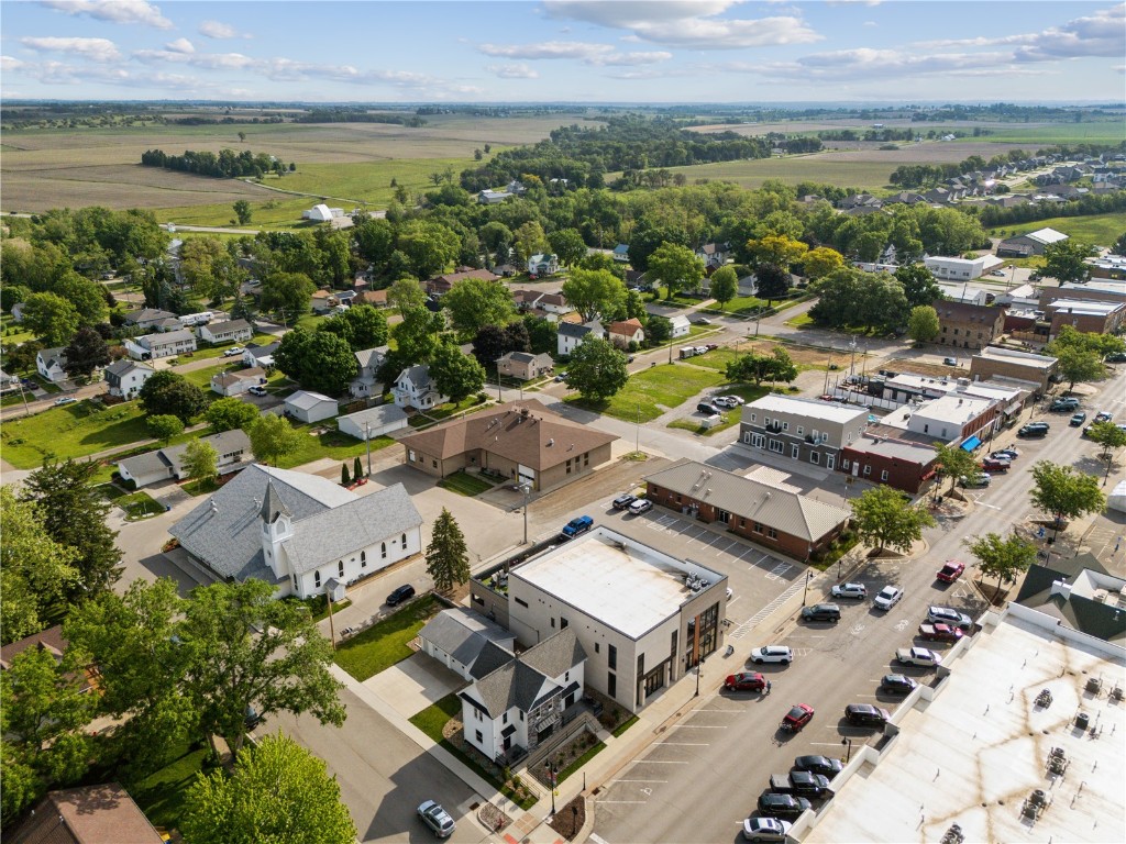 120 W Main Street Solon IA 52333