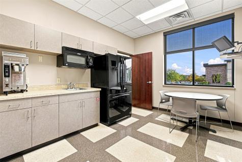551 Westbury Road Iowa City IA 52245