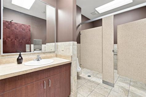 551 Westbury Road Iowa City IA 52245
