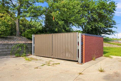 551 Westbury Road Iowa City IA 52245