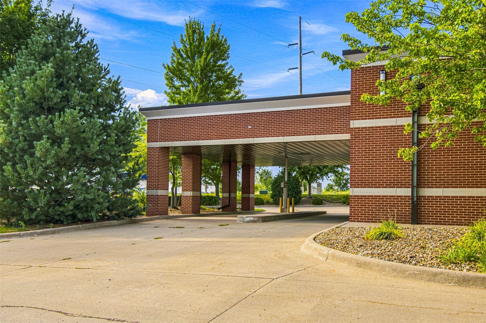 551 Westbury Road Iowa City IA 52245