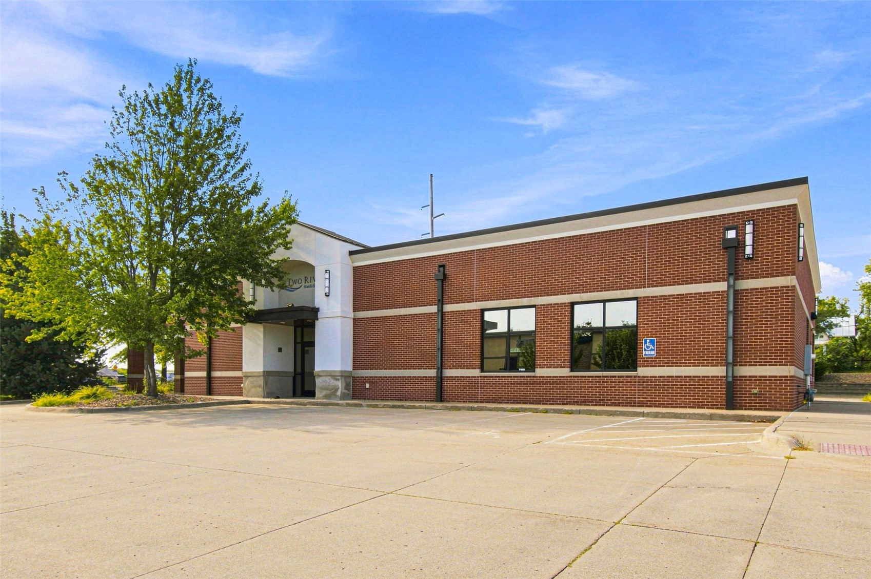 551 Westbury Road Iowa City IA 52245