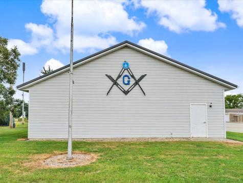 215 E Broadway Street Stanwood IA 52337