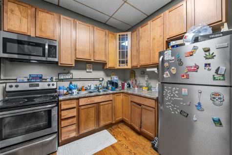 13 S Linn Street Iowa City IA 52240