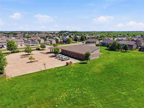 70 Kansas Avenue North Liberty IA 52317