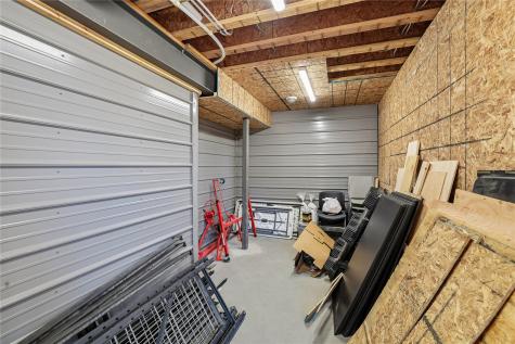 807 12th Street Belle Plaine IA 52208