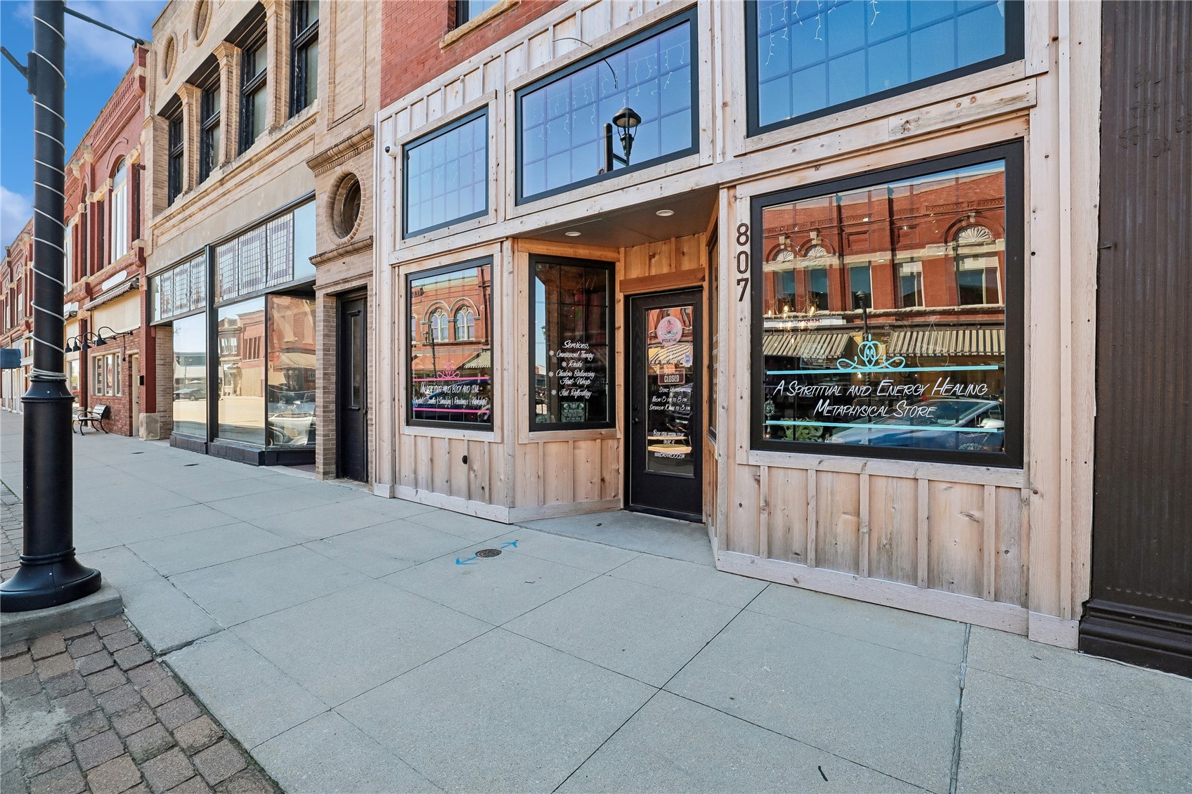 807 12th Street Belle Plaine IA 52208