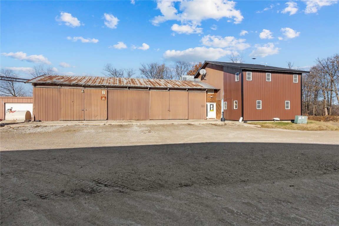 5837 29th Avenue Drive Vinton IA 52349