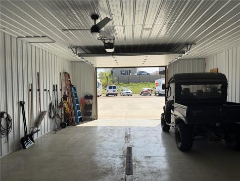 3556 Marnie Avenue Waterloo IA 50701