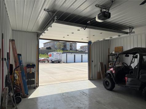 3556 Marnie Avenue Waterloo IA 50701
