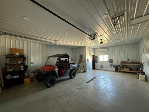 3556 Marnie Avenue Waterloo IA 50701
