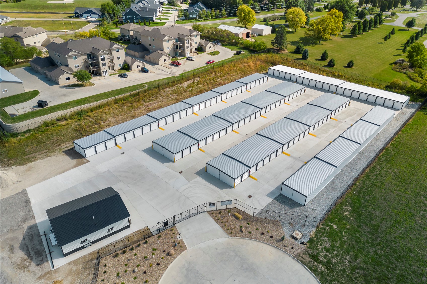 3556 Marnie Avenue Waterloo IA 50701
