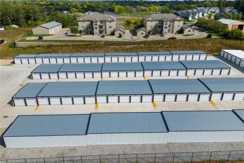 3556 Marnie Avenue Waterloo IA 50701