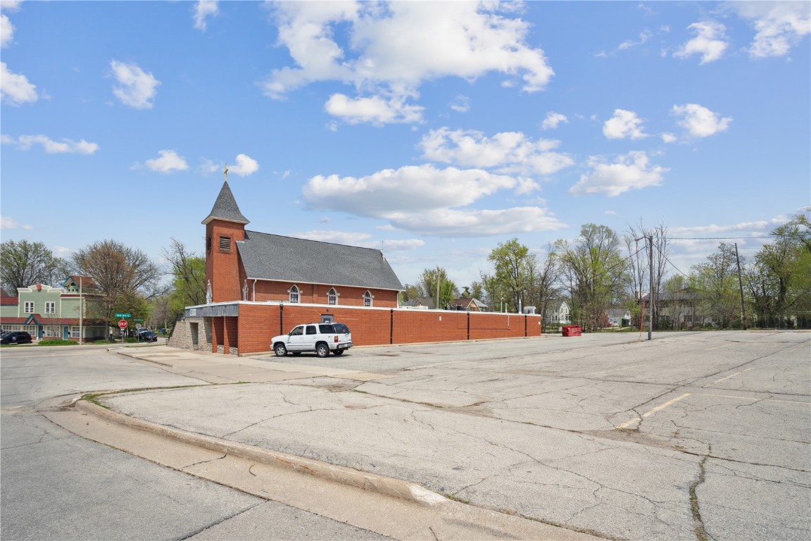1202 10th Street SE Cedar Rapids IA 52401