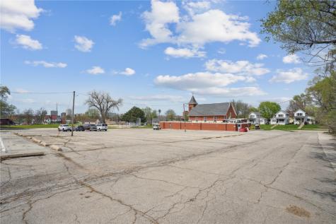 1202 10th Street SE Cedar Rapids IA 52401