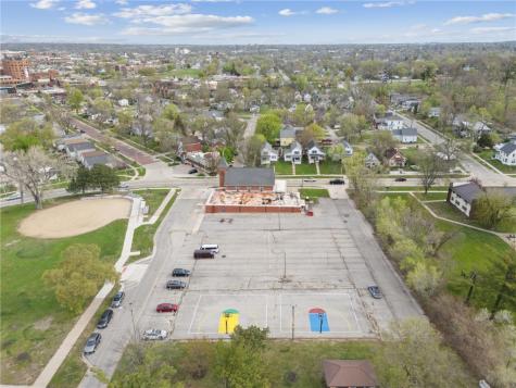 1202 10th Street SE Cedar Rapids IA 52401
