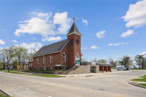 1202 10th Street SE Cedar Rapids IA 52401