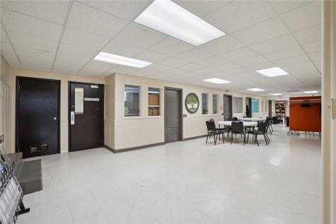 1202 10th Street SE Cedar Rapids IA 52401