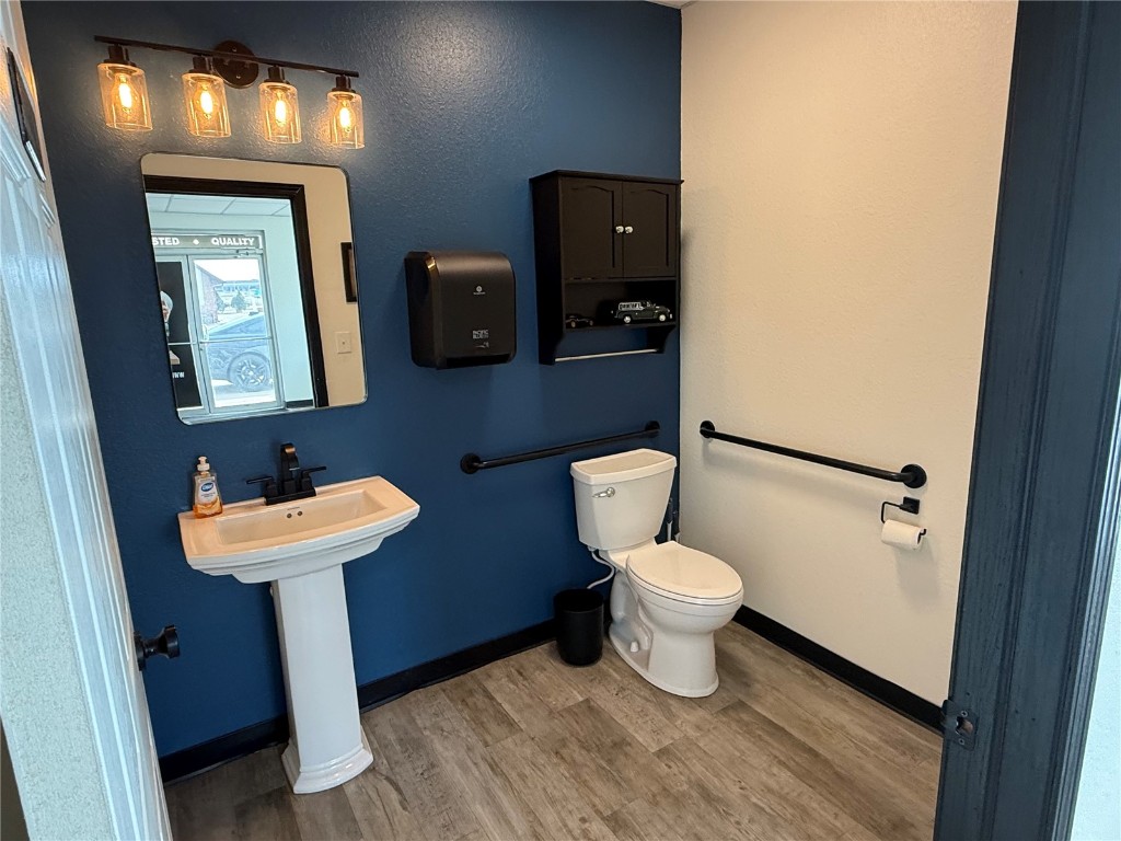 2343 Jamestown Avenue Independence IA 50644