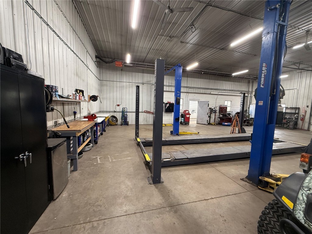 2343 Jamestown Avenue Independence IA 50644