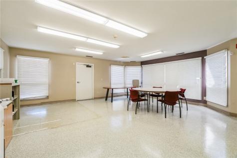 715 10th Avenue SE Cedar Rapids IA 52403